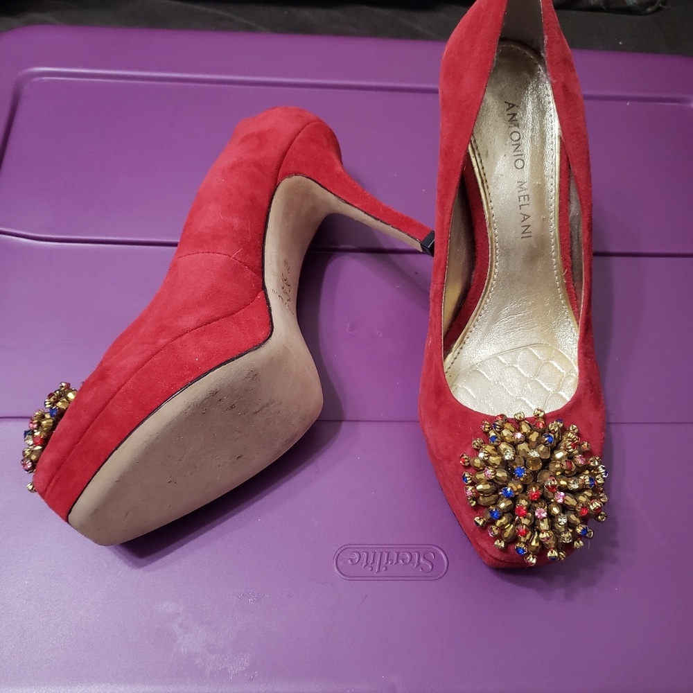 Shoes - Picture 2 of 2